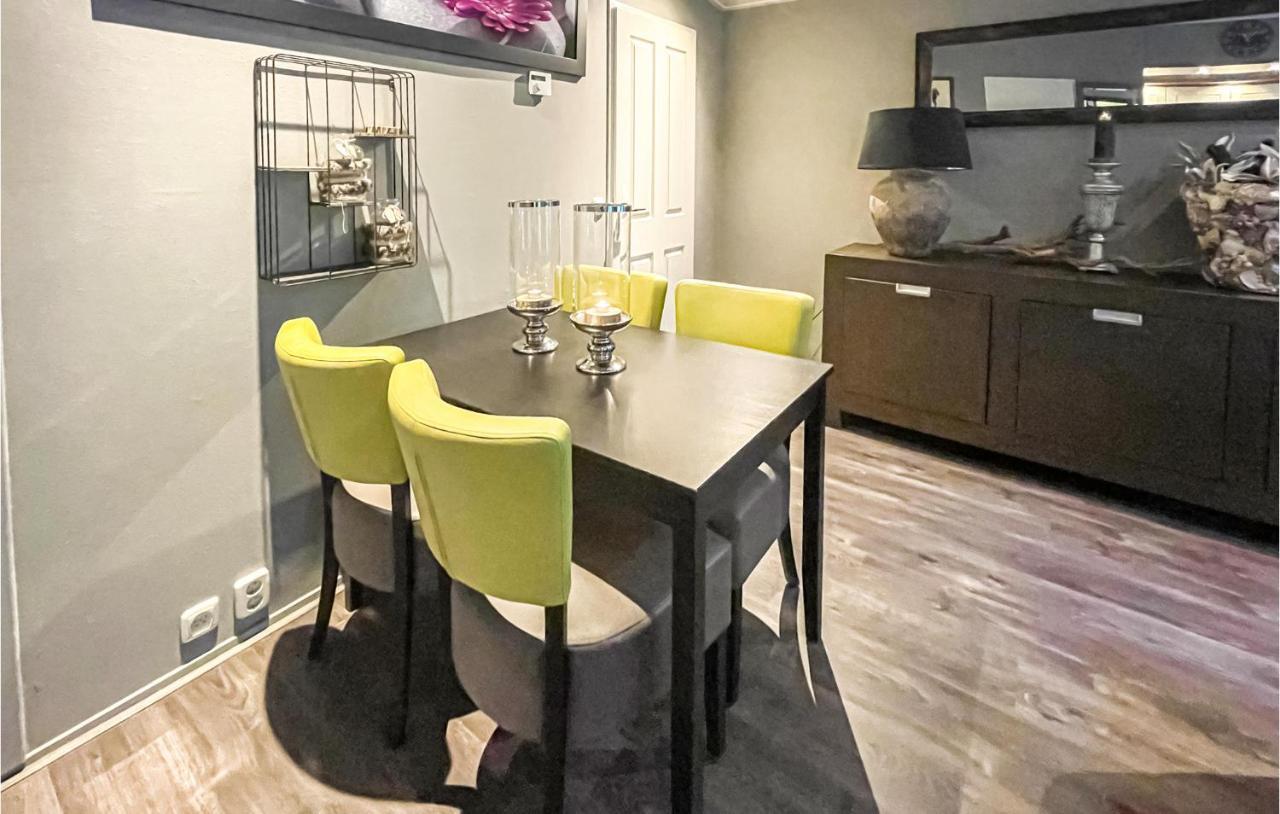 Awesome Home In Emst With Kitchen Екстериор снимка